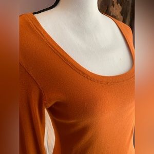 Caslon Flattering Cotton Scoop Neck Long Sleeve Top Orange Size Med